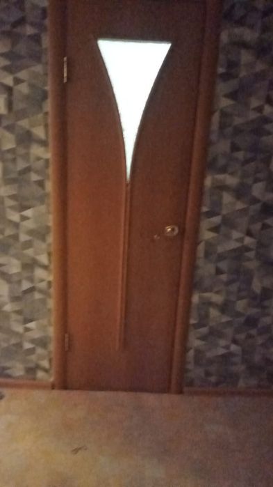 Продам межкомнатные двери. В хорошем состоянии .