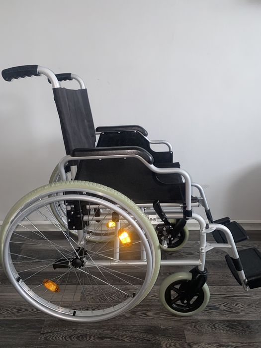НОВА инвалидна количка