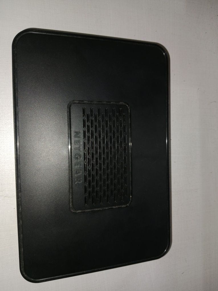 Wi-Fi NETGEAR CG3000D
Тип устройства:
Это шлюз DOCSIS 3.0, Wireless-