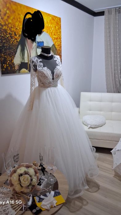Rochie mireasa,1500 lei
