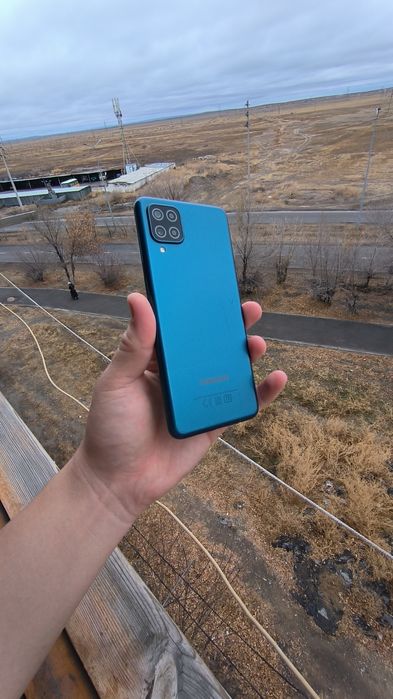 Samsung Galaxy A12 телефон сатам