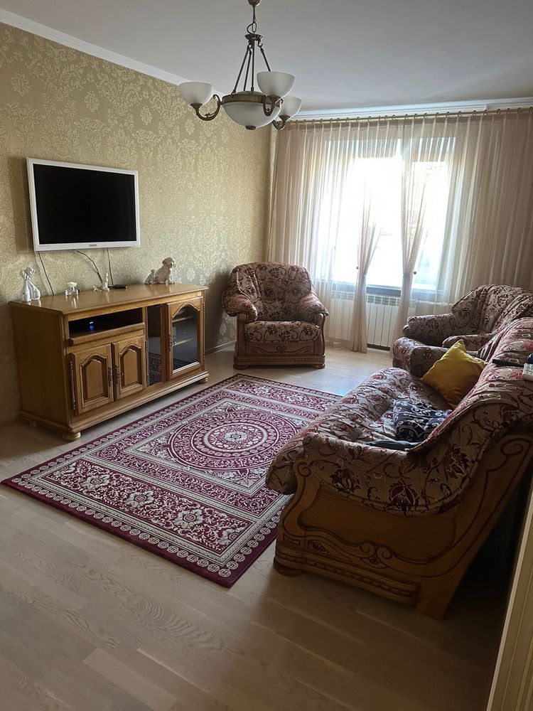 Продам Ковер Шерсть Мериноса 150х230