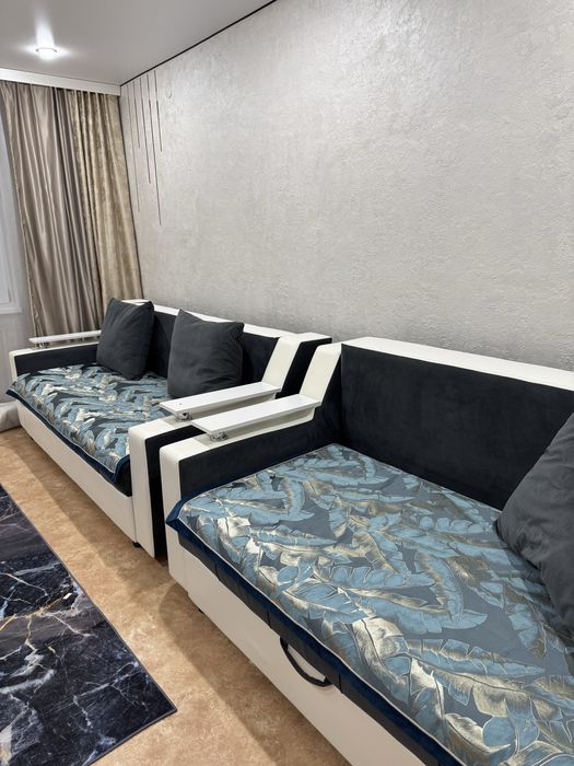 Комплект диван и кресло