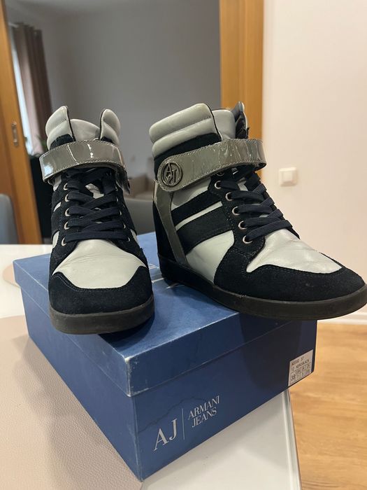 Sneakersi cu platforma Armani Jeans masura 38