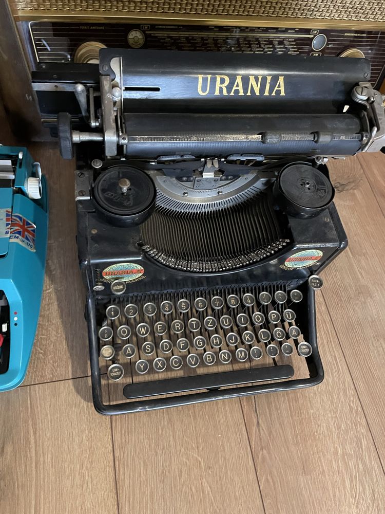 masini de  scris vechi