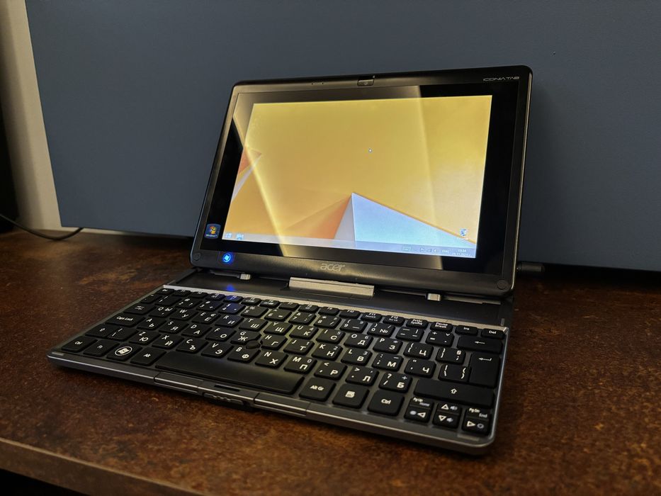 Лаптоп Acer Iconia Tab W501P