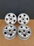 Jante otel tabla Dacia Duster R16 inch noi originale
