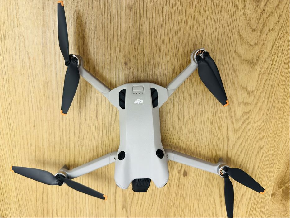 DJI Mini 4 Pro Fly More Combo + RC 2 | 3 батерии | Като нов | Бургас