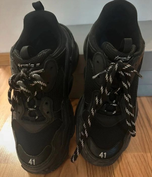 Balenciaga Triple S Black
