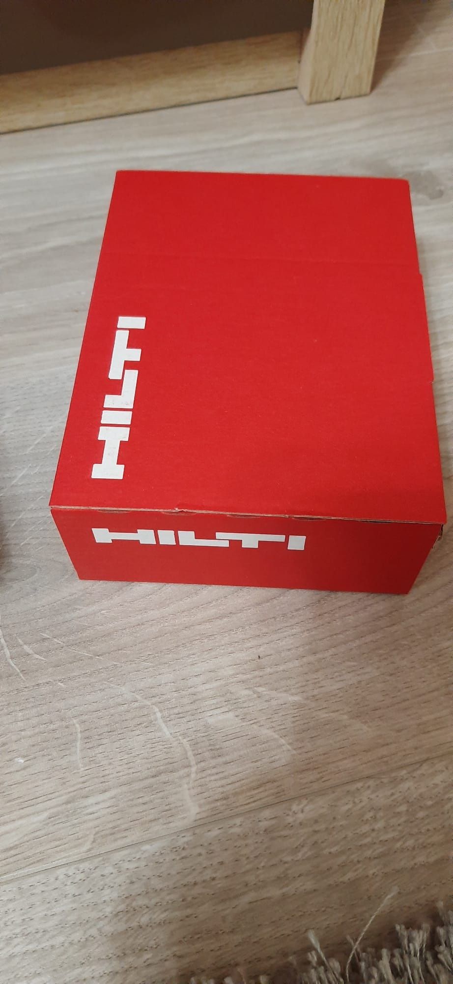 Cuie hilti pentru beton  17 bx3 originale