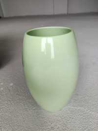 Зелена керамична ваза