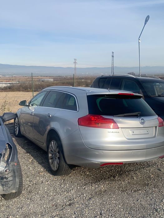 Opel Insignia 2.0cdti 2010г автоматик