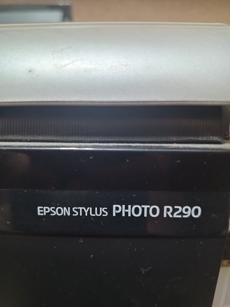 Printer sotiladi  R290 . T50