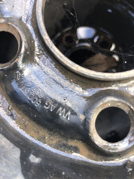 Roti iarna tabla originale Vw Polo Skoda fabia 185 60 14 iarna tabla