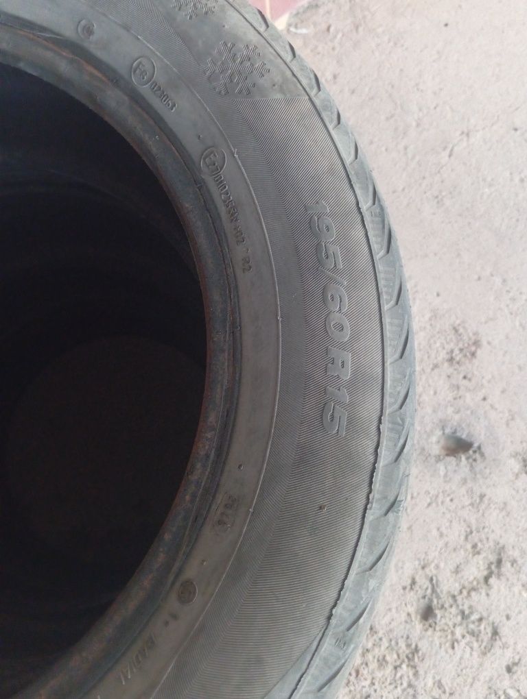 Балон б/у  195.60.R 15