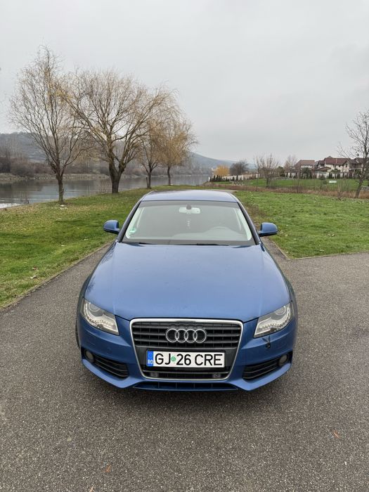 Vând audi a4 b8