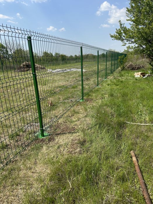 Constructii garduri si porti din plasa bordurata sipca metalica