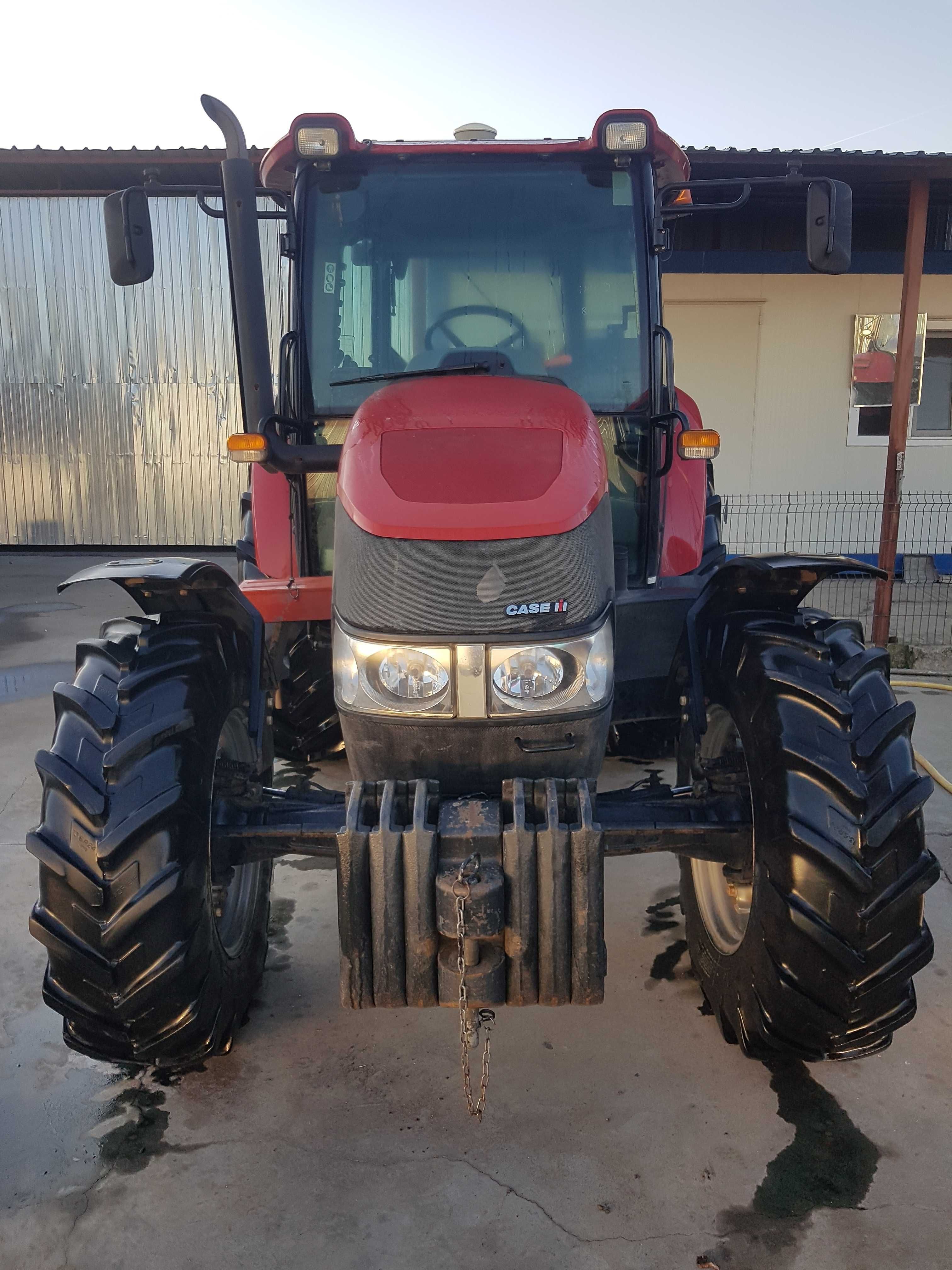 Tractor CASE FARMAL 105A an 2016 ore 2743 cu GPS