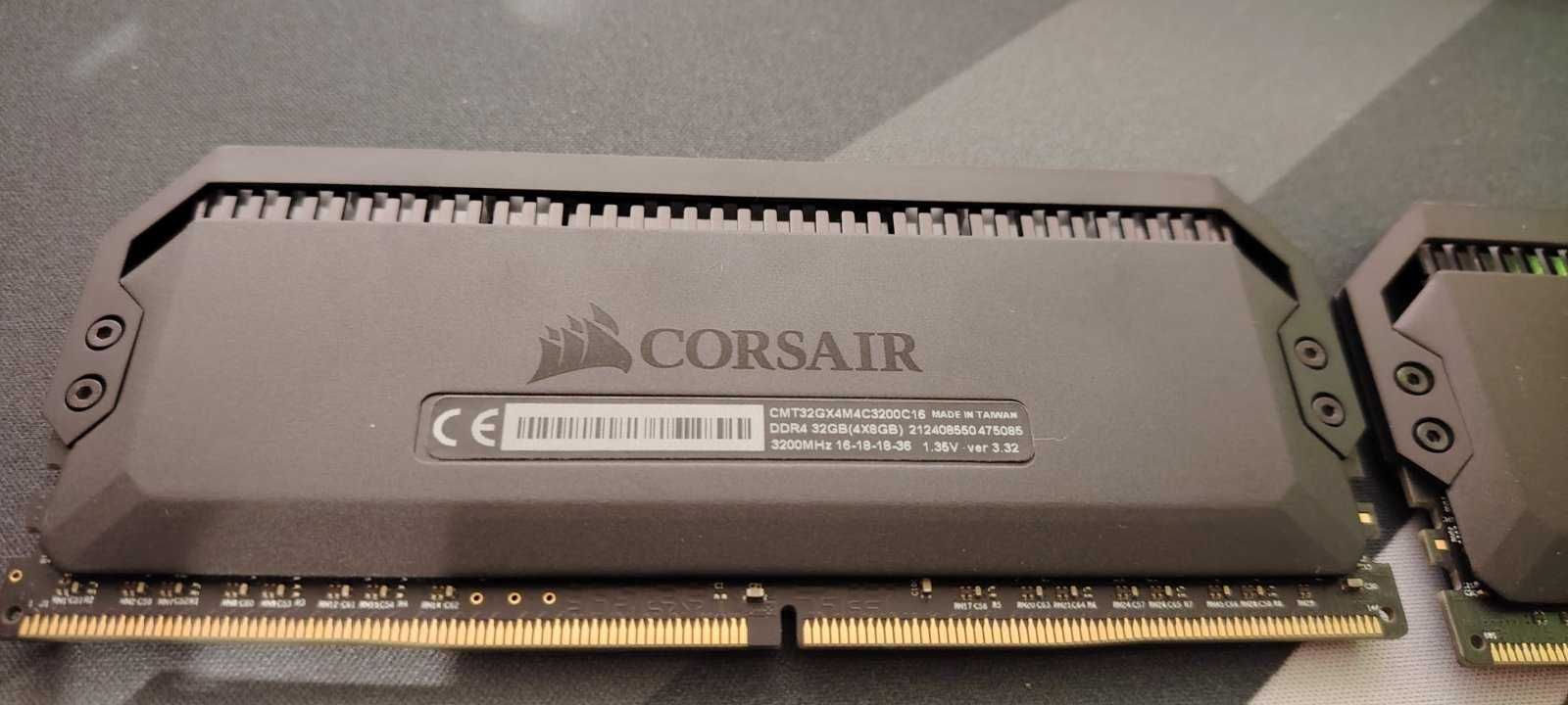 Рам памет Corsair Dominator Platinum RGB DDR4 32GB 4x8GB 3200Mhz