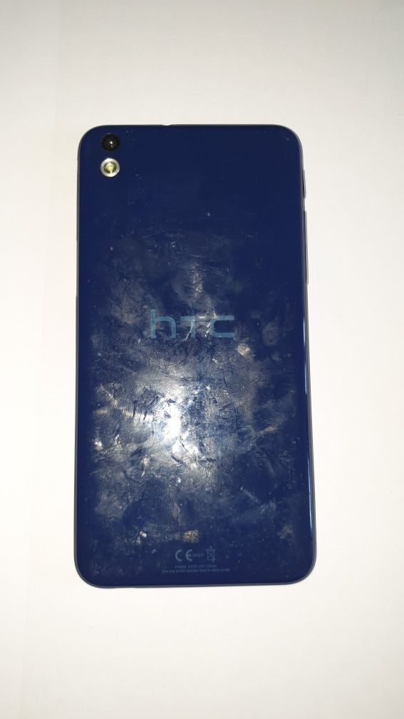 Мобилен телефон HTC Desire 820