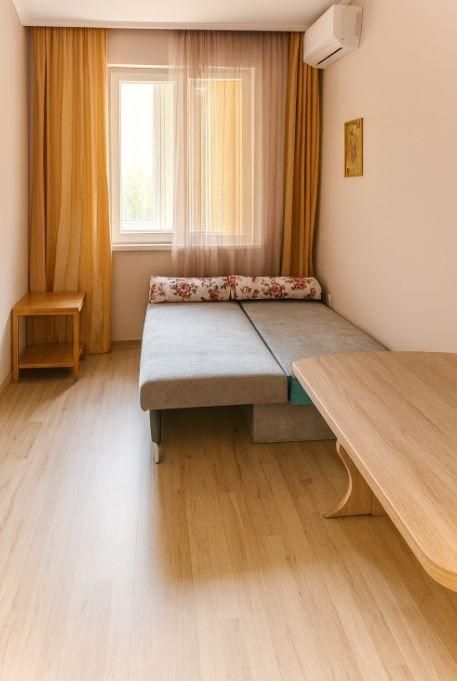 Тристаен апартамент в района на Чайка!