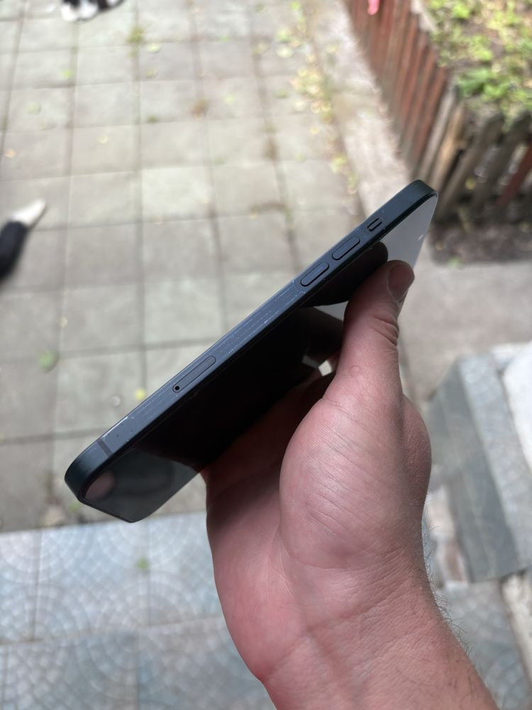 Iphone 14 plus midnight blue