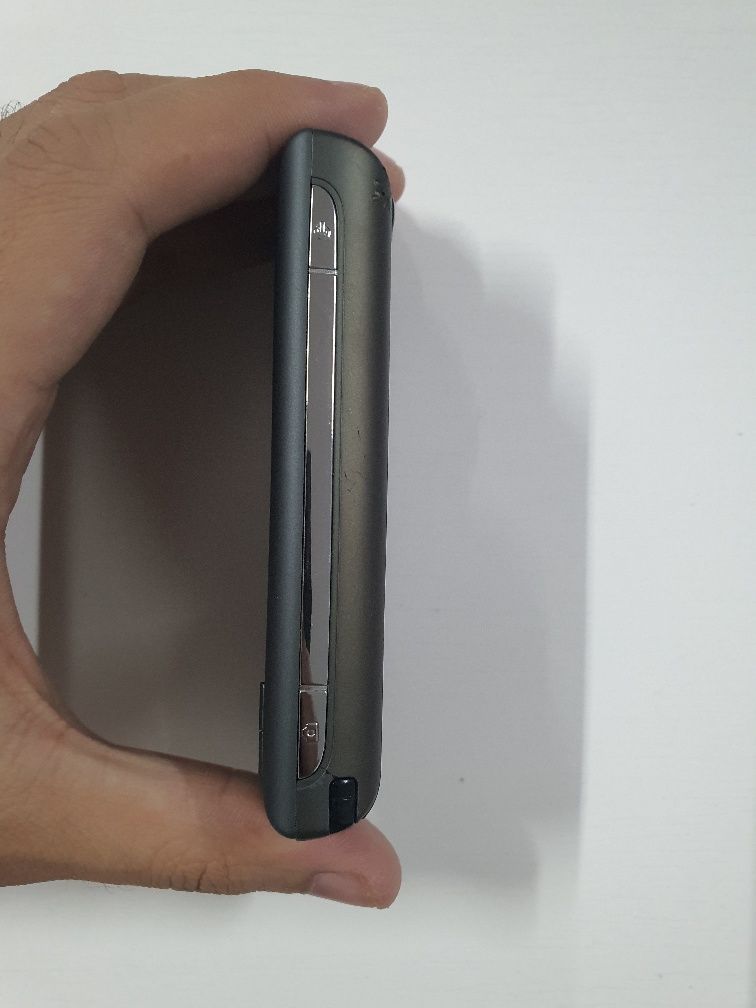 Коммуникатор HTC P3300. Телефон