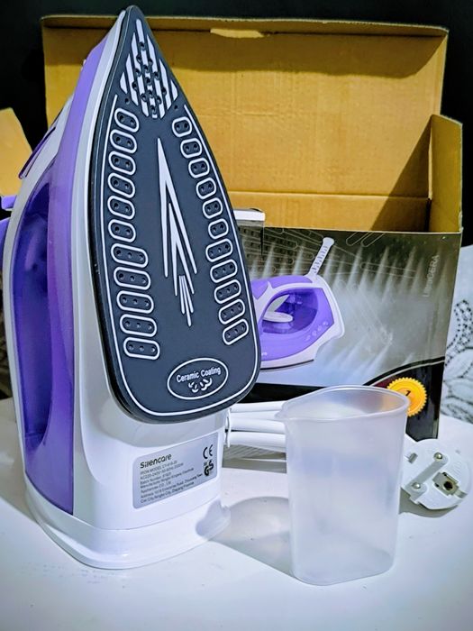 Утюг с паром и антиугарный. Новый. Для дома и подарка.