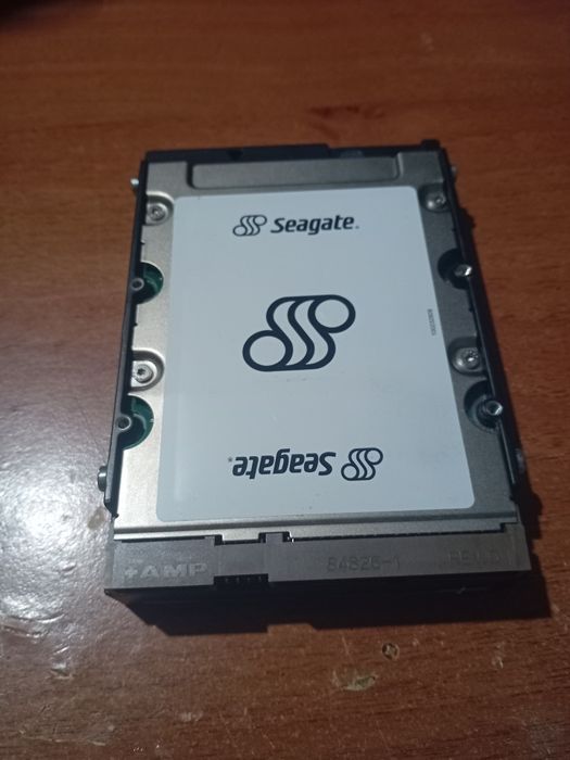 Asus rock solid heart +40 gb Seagate + Wi-Fi căutare