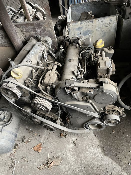 Двигател  за рено меган сценик /renault megane scenic  1.9