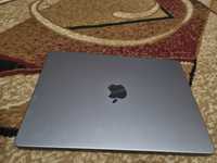 Apple macbook 14 M1 pro