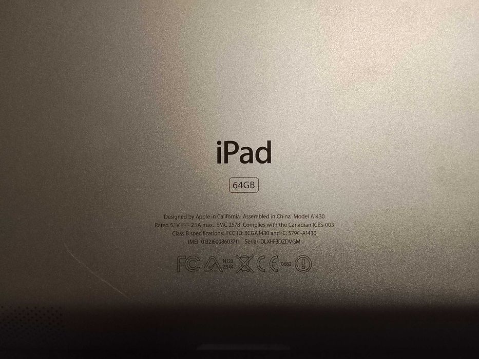 Планшет Apple iPad A1430