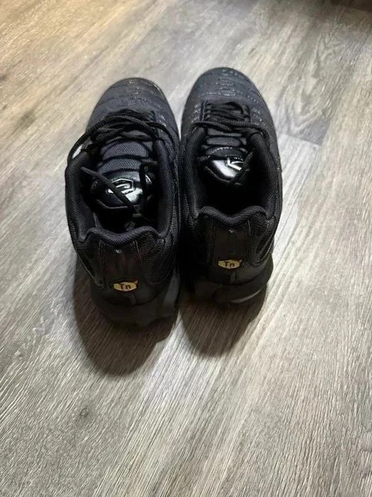 Nike Air Tn 42 / 43 / 44 noi/new