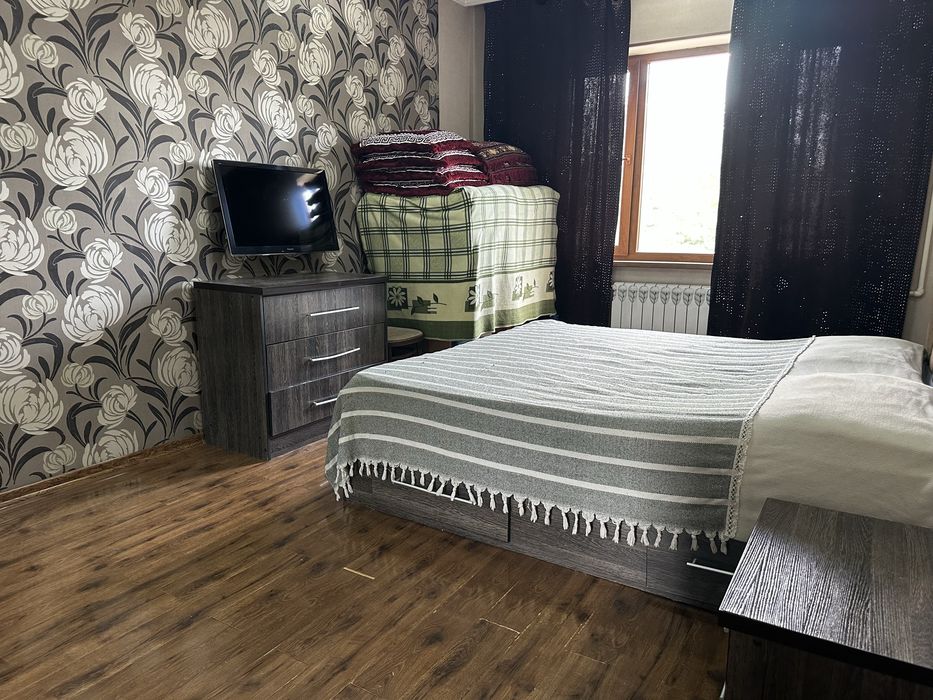 4/3/5 Юнусабад-15. С хорошим ремонтом, мебель, техника