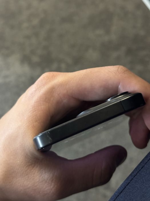 Продаётся Iphone 15 pro