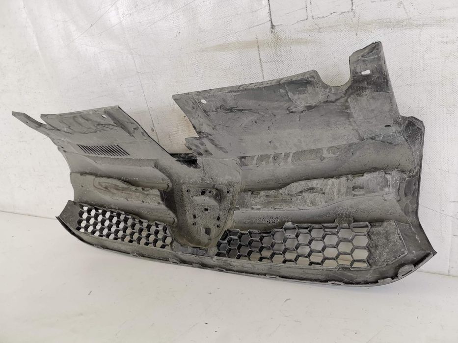 Радиаторна решетка Дачия Логан 2 / Dacia Logan 2 [ - ] Оригинална, в д