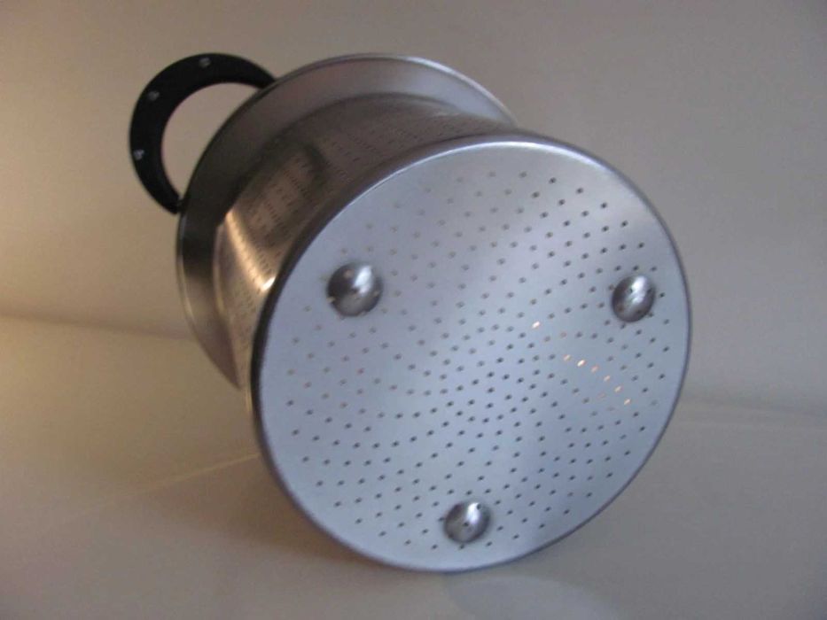 Alessi - дизайнерски  комплект (тенджера) за приготвяне на паста