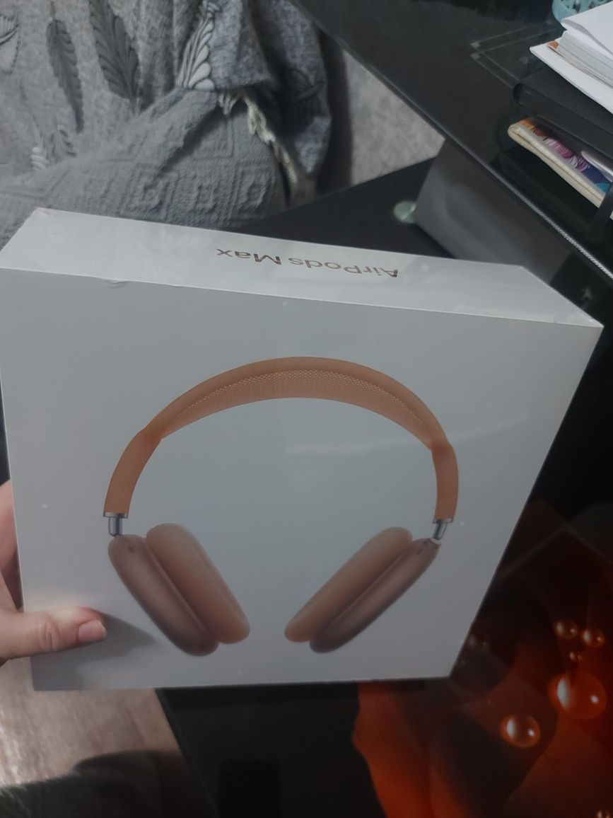 Apple airpods max