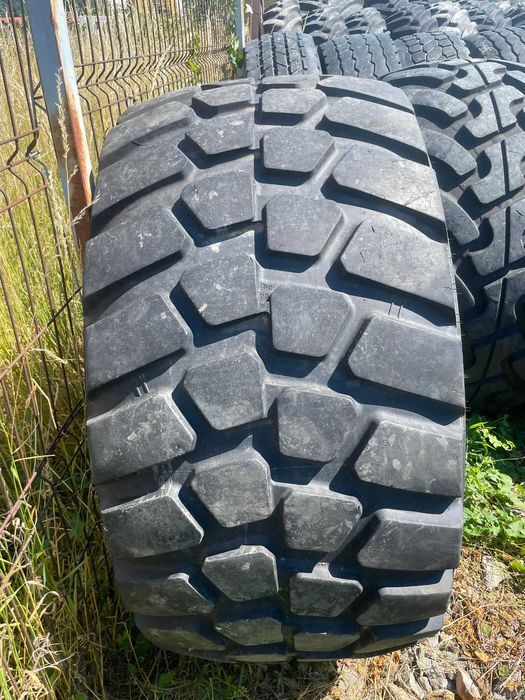 600/55r26.5 cauciucuri second hand ORICE anvelope combina tractor