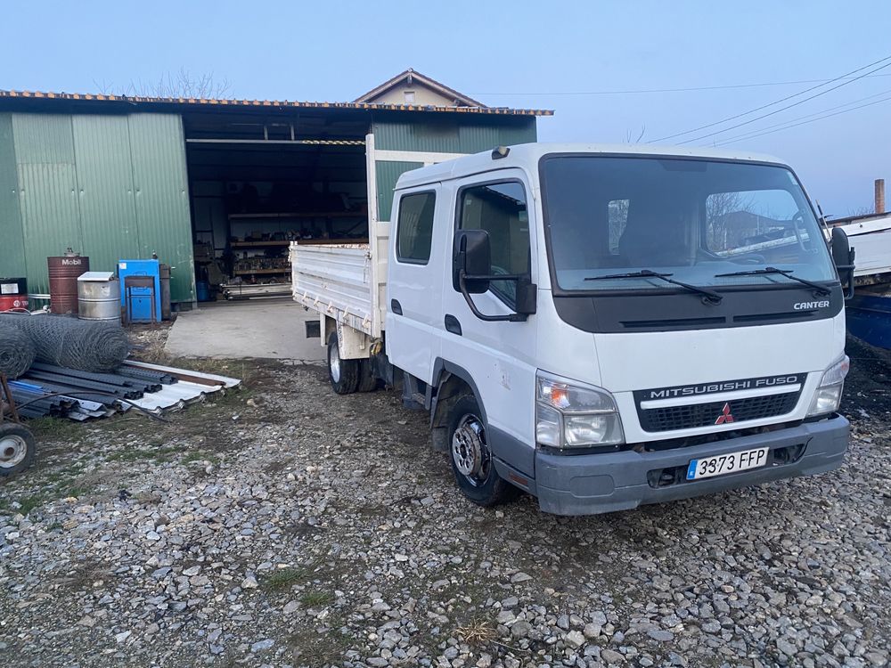 Variante Mitshubishi Fuso canter 3,5 t 7 locuri basculanta