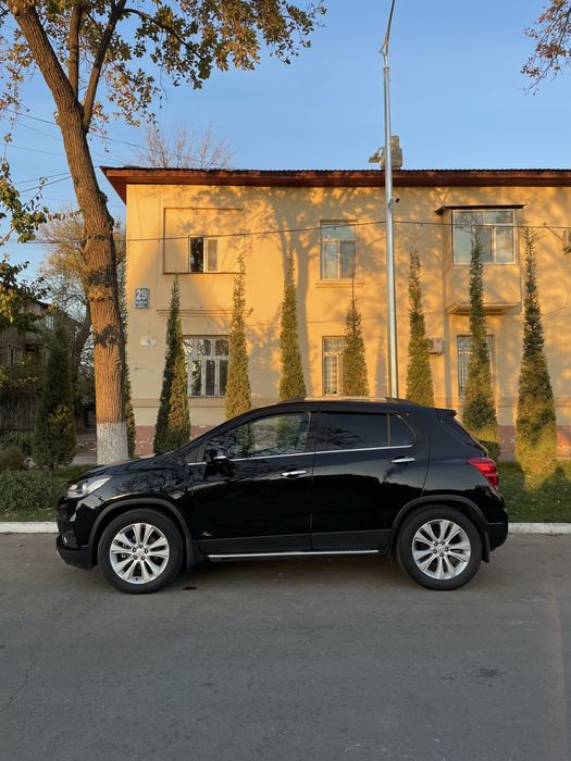 Tracker 1 premier. Продаю свою машину