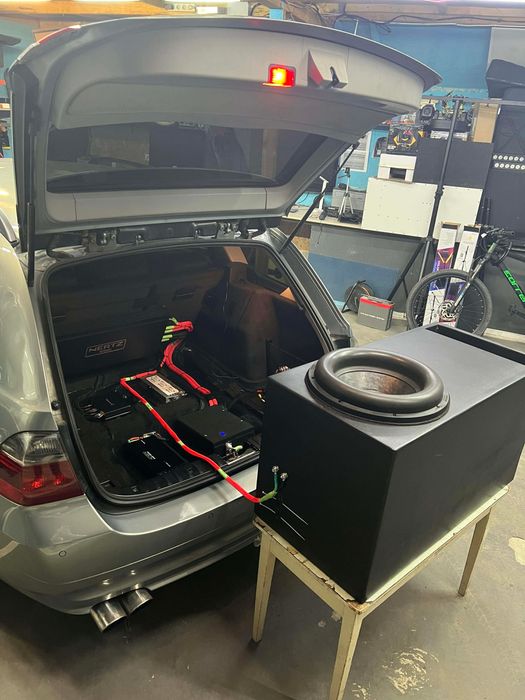 Vand difuzor Sundown xv3 pe 15” cu incinta