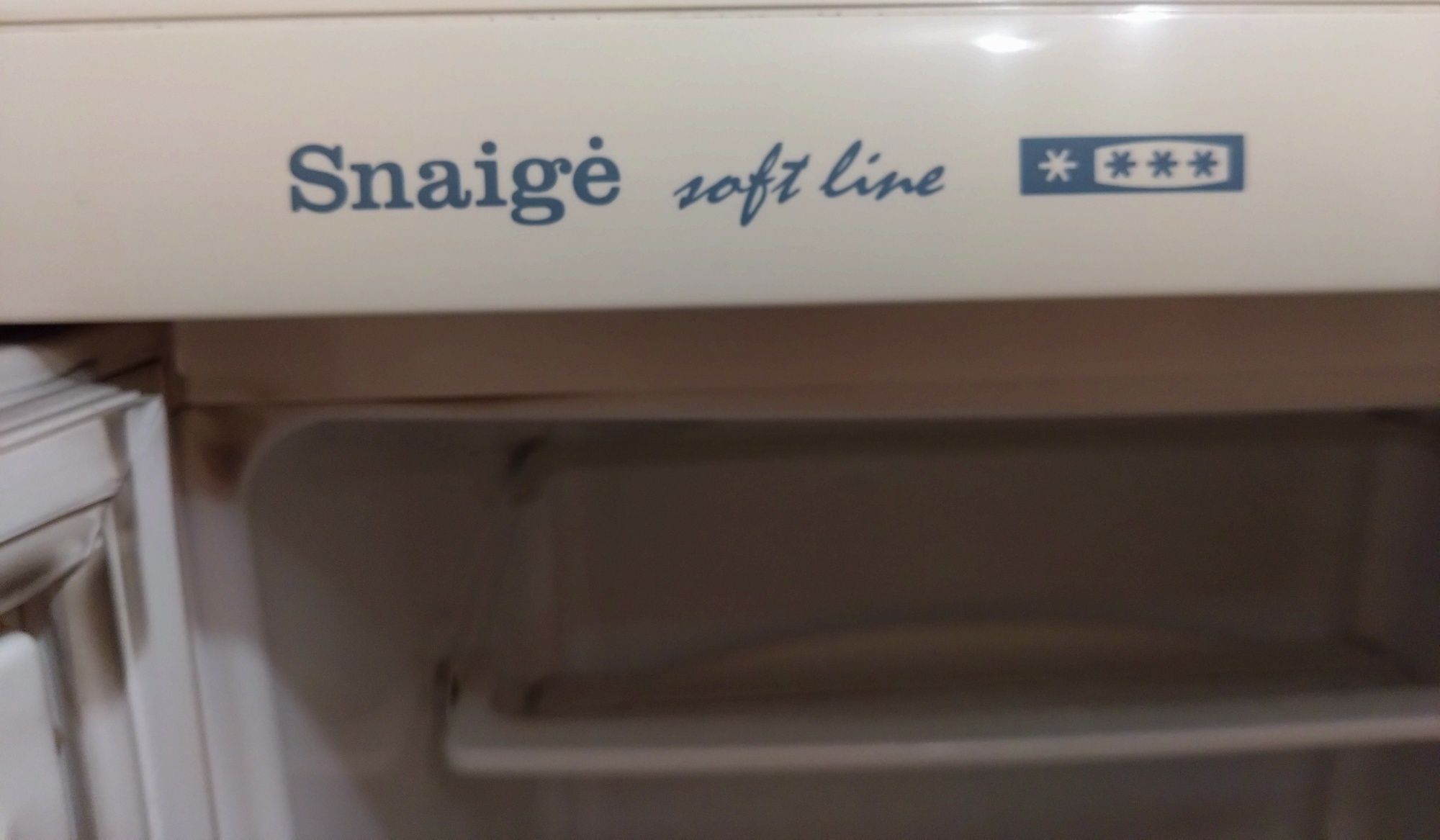 хладилник с долен фризер SNAIGE soft line