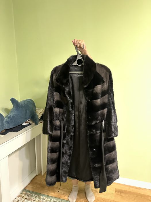 Продам шубу из финской норки