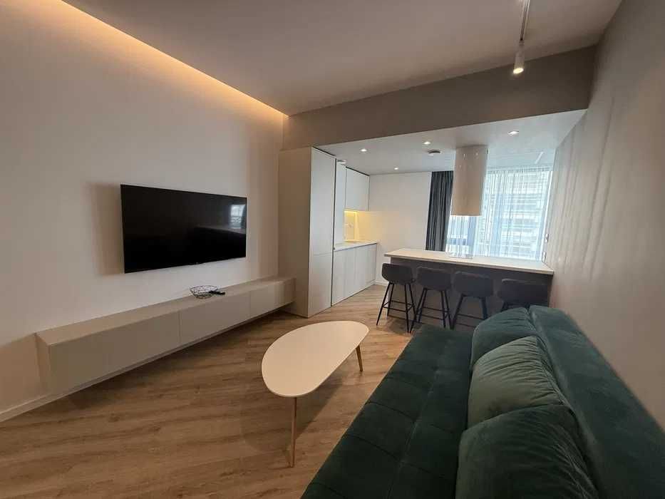 Fara comision inchiriez apartament 2 camere - Nou - Loc de parcare