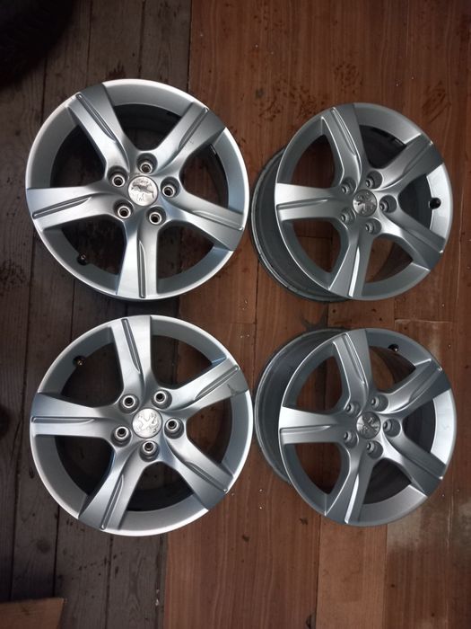 Jante peugeot r16 5x108 et 45