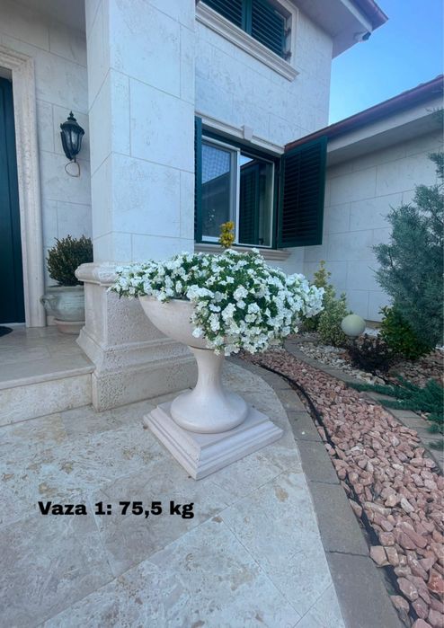 Garduri, vaze si piatra arhitecturala