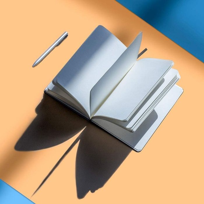 Тетрадка с алуминиева корица деликатна и стилна метална малка 96 листа