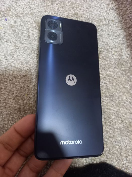 Motorola E22i,32gb cu 2gb ram