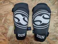 Genunchiere IXS Carve Evo